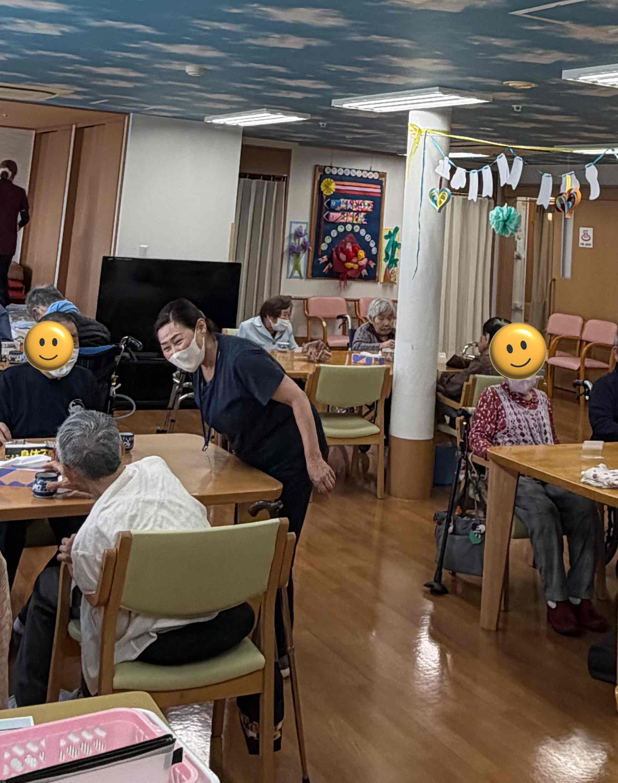 デイサービスなかよし フロアでの様子